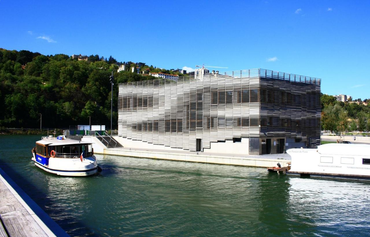 Ferienwohnung Lyon Confluence - Duplex Au Calme Avec Parking Prive En Option Exterior foto